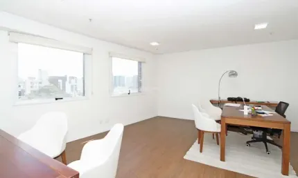 Sala comercial à venda na Rua Eudoro Berlink, 646, Auxiliadora, Porto Alegre, 37 m2 por R$ 410.000