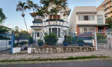 Casa com 4 quartos à venda na Rua Zamenhoff, 24, São João, Porto Alegre, 486 m2 por R$ 2.200.000