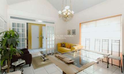 Casa com 3 quartos à venda na Rua Anita Garibaldi, 713, Mont Serrat, Porto Alegre, 189 m2 por R$ 1.064.000