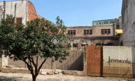 Terreno comercial à venda na Rua São Carlos, 1100, Floresta, Porto Alegre, 370 m2 por R$ 450.000