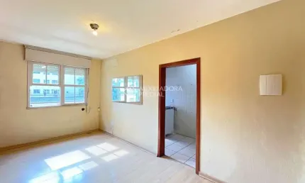 Apartamento com 3 quartos à venda na Rua Ferreira Viana, 875, Petrópolis, Porto Alegre, 67 m2 por R$ 295.000