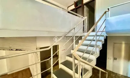 Casa em condomínio fechado com 4 quartos à venda na travessa professor tupi caldas, 38, petrópolis, porto alegre, 323 m2 por r$ 990.000