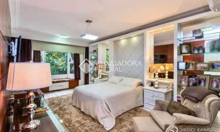 Casa em condomínio fechado com 3 quartos à venda na Rua de La Grange, 200, Três Figueiras, Porto Alegre, 431 m2 por R$ 3.990.000
