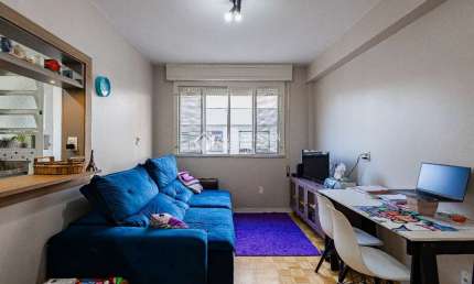 Apartamento com 1 quarto à venda na Avenida Cristóvão Colombo, 1248, Floresta, Porto Alegre, 43 m2 por R$ 359.000