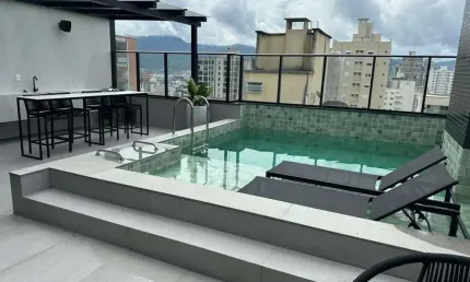 Apartamento com 2 quartos à venda na Rua Duzentos e Setenta e Quatro, 449, Meia Praia, Itapema, 94 m2 por R$ 1.450.000