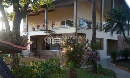 Casa em condomínio fechado com 7 quartos à venda na PRESIDENTE CASTELO BRANCO, 575, 610, Centro, Crissiumal, 775 m2 por R$ 2.400.000