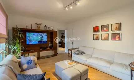 Casa em condomínio fechado com 3 quartos à venda na avenida teixeira mendes, 1269, chácara das pedras, porto alegre, 214 m2 por r$ 1.870.000