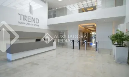 Sala comercial à venda na Avenida Senador Tarso Dutra, 557, Petrópolis, Porto Alegre, 53 m2 por R$ 582.504