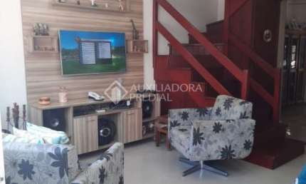 Casa em condomínio fechado com 3 quartos à venda na Avenida da Cavalhada, 5075, Cavalhada, Porto Alegre, 79 m2 por R$ 350.000