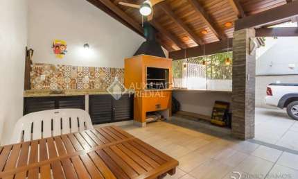 Casa em condomínio fechado com 3 quartos à venda na Rua Artigas, 191, Petrópolis, Porto Alegre, 298 m2 por R$ 1.180.000