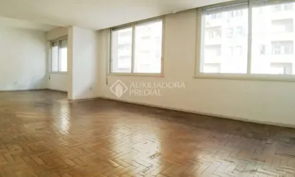 Apartamento com 3 quartos à venda na Avenida Senador Salgado Filho, 106, Centro Histórico, Porto Alegre, 152 m2 por R$ 320.000