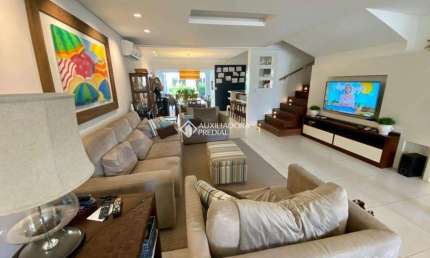 Casa em condomínio fechado com 4 quartos à venda na Avenida Paraguassu, 725, Centro, Xangri-Lá, 220 m2 por R$ 2.250.000