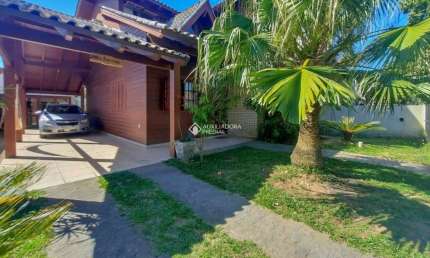 Casa com 3 quartos à venda na Rua Vicente de Aguiar, 87, Viamópolis, Viamão, 200 m2 por R$ 699.000