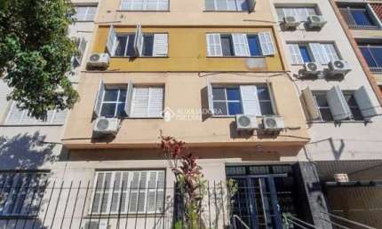 Apartamento com 2 quartos à venda na Jardim Fernando Machado, 865, Centro Histórico, Porto Alegre, 100 m2 por R$ 225.000