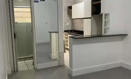 Apartamento com 1 quarto à venda na Avenida Getúlio Vargas, 293, Menino Deus, Porto Alegre, 26 m2 por R$ 150.000