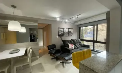 Apartamento com 2 quartos à venda na Rua Coronel Fernando Machado, 306, Centro Histórico, Porto Alegre, 67 m2 por R$ 595.000