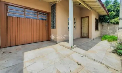 Casa com 2 quartos à venda na Rua das Araucárias, 508, Harmonia, Canoas, 80 m2 por R$ 349.000