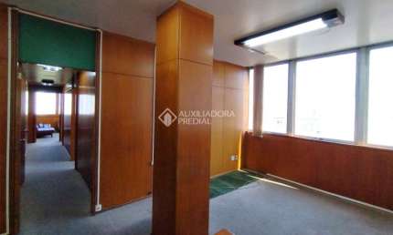 Sala comercial à venda na Rua General Câmara, 243, Centro Histórico, Porto Alegre, 170 m2 por R$ 660.000