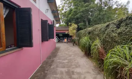 Casa com 3 quartos à venda na TAMANDARÉ, 220, Centro, Tapes, 390 m2 por R$ 1.225.000
