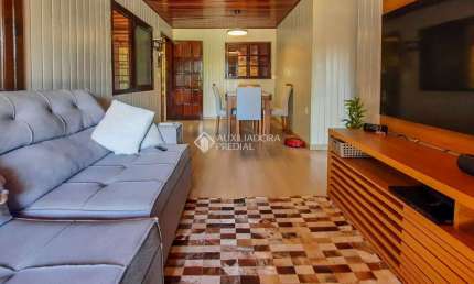 Casa com 2 quartos à venda na Rua Joaquim Nabuco, 1030, Fátima, Canoas, 76 m2 por R$ 375.000