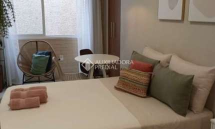 Apartamento com 1 quarto à venda na Rua Vinte e Quatro de Outubro, 1347, Auxiliadora, Porto Alegre, 26 m2 por R$ 239.900