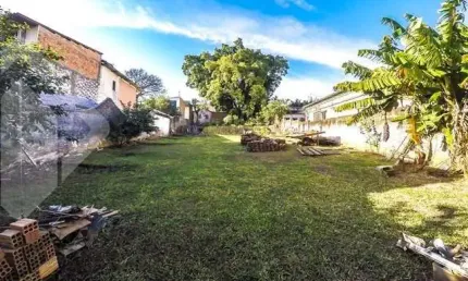 Terreno em condomínio fechado à venda na Rua Guilherme Alves, 1664, Petrópolis, Porto Alegre, 745 m2 por R$ 650.000