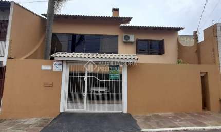 Casa com 3 quartos à venda na Rua Jequié, 130, Santa Isabel, Viamão, 209 m2 por R$ 800.000