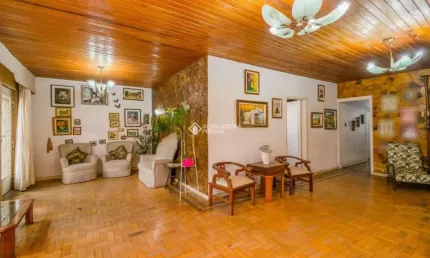 Casa com 3 quartos à venda na Rua Nossa Senhora das Graças, 154, Glória, Porto Alegre, 200 m2 por R$ 550.000