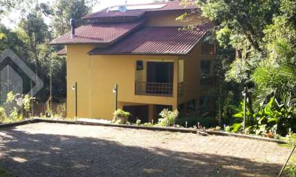 Fazenda à venda na PAULINO KARASINSKI, 303, Centro, Itaiópolis, 336 m2 por R$ 3.900.000