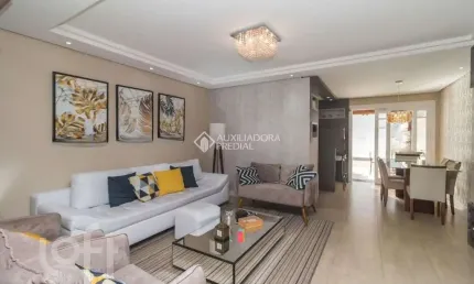 Casa com 3 quartos à venda na Rua Lemuria, 72, Ipanema, Porto Alegre, 179 m2 por R$ 920.000
