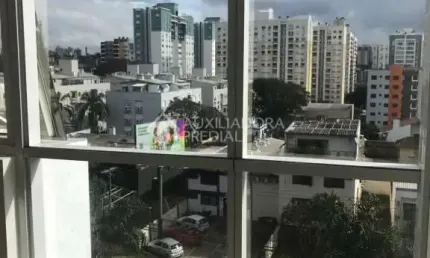 Sala comercial à venda na Avenida João Wallig, 660, Passo da Areia, Porto Alegre, 40 m2 por R$ 400.000