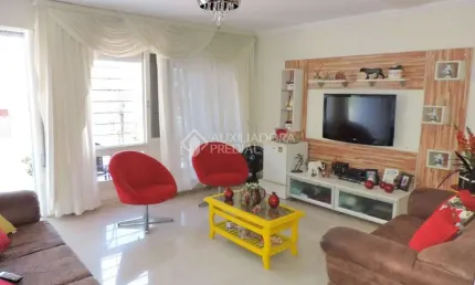 Casa em condomínio fechado com 3 quartos à venda na rua líbia, 141, vila ipiranga, porto alegre, 259 m2 por r$ 1.045.000