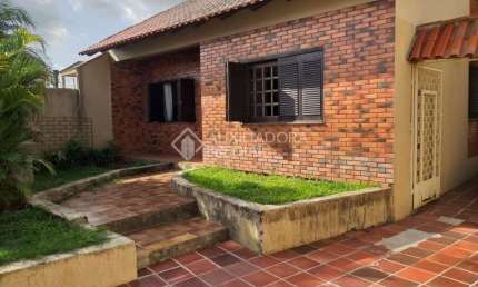 Casa em condomínio fechado com 3 quartos à venda na Rua Oliveira Lima, 62, Niterói, Canoas, 250 m2 por R$ 750.000