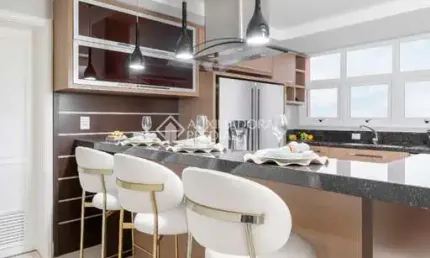 Apartamento com 3 quartos à venda na Rua Duque de Caxias, 2100, Madureira, Caxias do Sul, 271 m2 por R$ 1.395.000