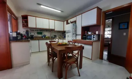 Apartamento com 3 quartos à venda na Rua Visconde de Pelotas, 1447, Centro, Caxias do Sul, 202 m2 por R$ 920.000