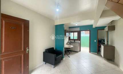 Casa com 2 quartos à venda na João Alves Osorio, 153, Diamantino, Caxias do Sul, 75 m2 por R$ 270.000