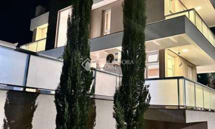 Casa com 3 quartos à venda na Rua Rafael de Lorenzi, 1039, Ana Rech, Caxias do Sul, 164 m2 por R$ 1.650.000