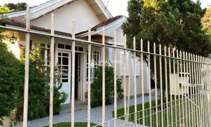 Terreno à venda na Borges De Medeiros, 824, Centro, Canela, 1200 m2 por R$ 7.500.000