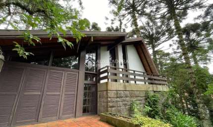 Casa com 3 quartos à venda na Rua Ladeira Das Azaléias, 93, Planalto, Gramado, 223 m2 por R$ 3.100.000