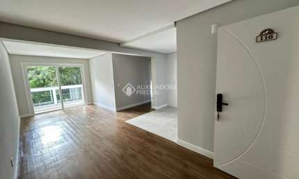 Apartamento com 2 quartos à venda na Oito De Abril, 1158, São José, Canela, 75 m2 por R$ 900.000