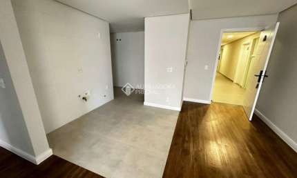Apartamento com 3 quartos à venda na Oito De Abril, 1158, São José, Canela, 98 m2 por R$ 1.200.000