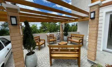 Casa em condomínio fechado com 2 quartos à venda na Primeiro De Maio, 4041, Várzea Grande, Gramado, 79 m2 por R$ 698.250