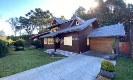 Casa com 3 quartos à venda na Roma, 221, Mato Queimado, Gramado, 177 m2 por R$ 850.000