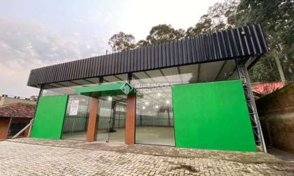 Barracão / Galpão / Depósito à venda na LEDOVINO PANTE, 30, Pórtico, Gramado, 231 m2 por R$ 1.800.000