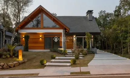 Casa em condomínio fechado com 3 quartos à venda na Braemar, 280, Pórtico, Gramado, 300 m2 por R$ 3.300.000