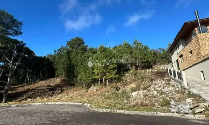 Terreno em condomínio fechado à venda na Rua Tivoli, 9, Mato Queimado, Gramado, 699 m2 por R$ 850.000