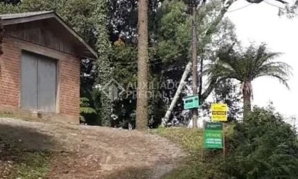 Terreno em condomínio fechado à venda na Rua Cezare Vaccari, 45, Centro, Canela, 700 m2 por R$ 640.000