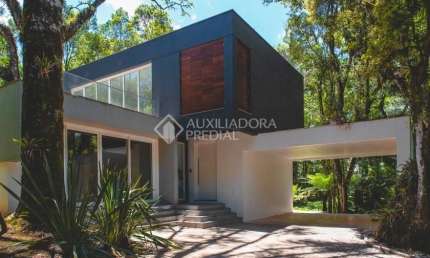 Casa em condomínio fechado com 4 quartos à venda na Rua Prefeito Waldemar Frederico Weber, 6, Centro, Gramado, 344 m2 por R$ 4.160.000