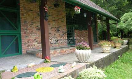 Casa em condomínio fechado com 3 quartos à venda na Rua Vereador Augusto Ferrari, 210, Villagio, Gramado, 215 m2 por R$ 1.830.000