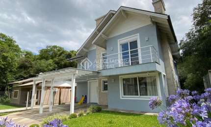 Casa com 4 quartos à venda na ACER, 30, Carniel, Gramado, 266 m2 por R$ 2.370.000
